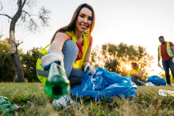 Best Yard Waste Removal  in Seneca, IL